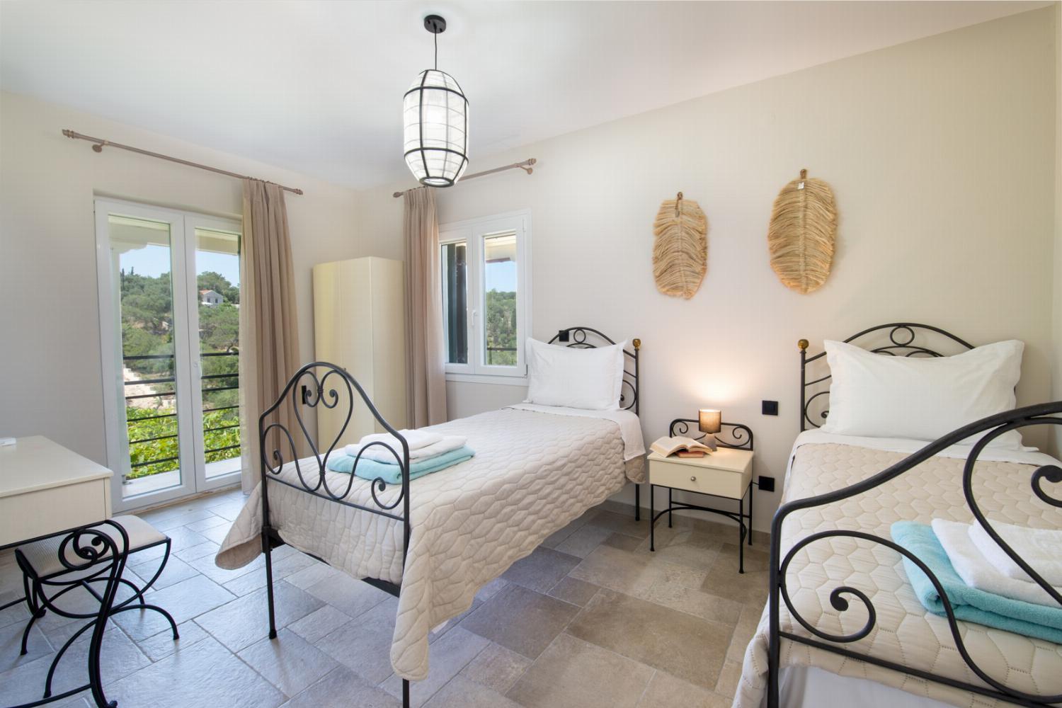 Nefeli Villa Apergatika